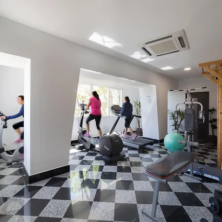 Avenida 3* 산세바스티안