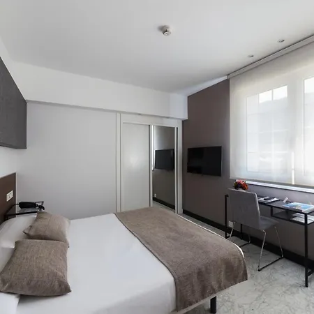 Avenida 3* سان سيباستيان