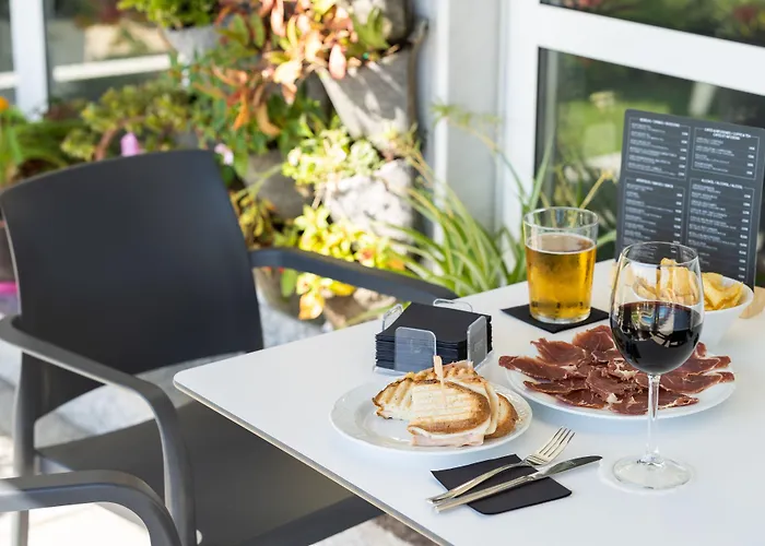 Avenida Hotel San Sebastian