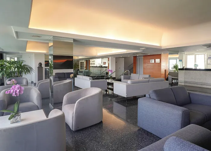 Avenida 3* San Sebastian