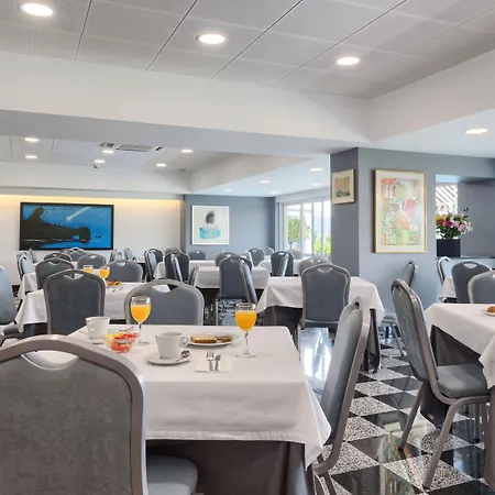 Hotel Avenida 3*