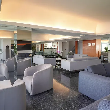 Avenida 3* San Sebastian