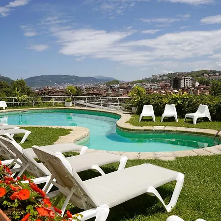 Avenida Hotell