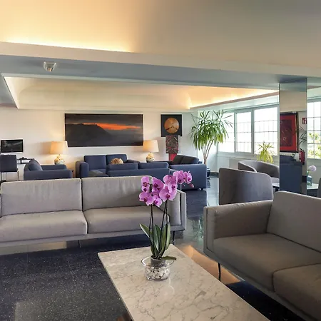 Avenida 3* San Sebastián